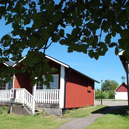 Allegarden Kastloesa Stugor Morbylanga Exterior photo